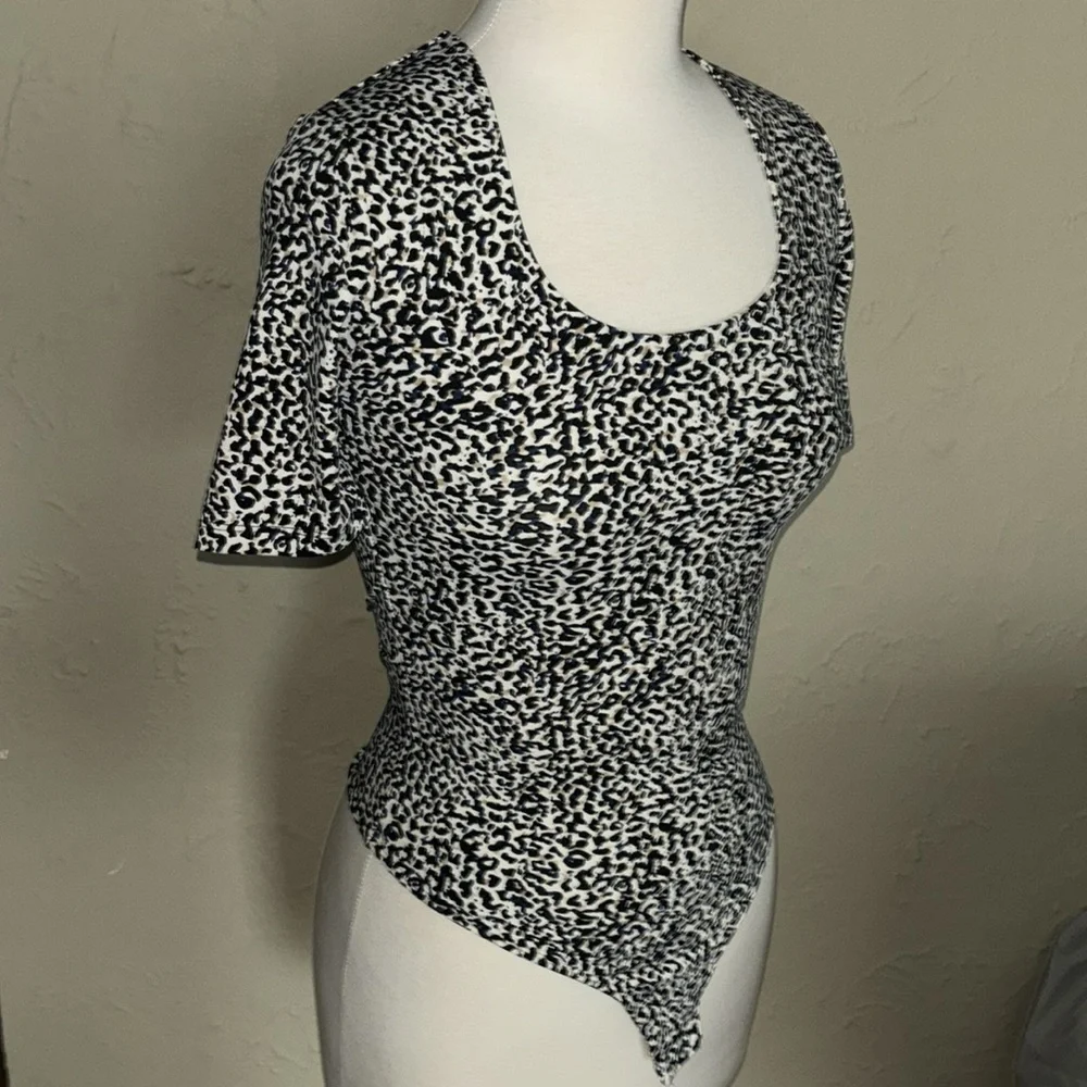 EXPRESS leopard print animal bodycon body snap button suit women’s XXS - Picture 7 of 11
